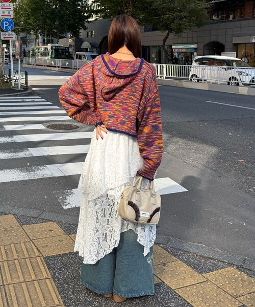 CIAOPANIC（チャオパニック）の「イレヘムアソート柄ミドルスカート（スカート・レディース・ホワイト/ブルー・ONE SIZE）」の9枚目の写真