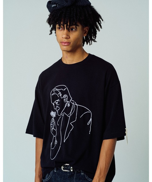 ADAM PATEK(アダムパテック)の「【ADAMPATEK/アダムパテック】Frankenstein flower stitch T ステッチTee(Tシャツ/カットソー・メンズ・ブラック/ホワイト・1/2)」の1枚目の写真