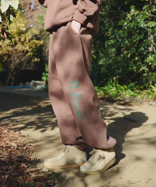 BROKEN BASE（ブロークンベース）の「B.Base Fleece Back Sweatpants / B.Baseフリースバックスウェットパンツ（スウェットパンツ・メンズ・ネイビー系/ブラック系1/グレー系1/パープル系1/ブラウン系1・SMALL/MEDIUM/LARGE）」の19枚目の写真