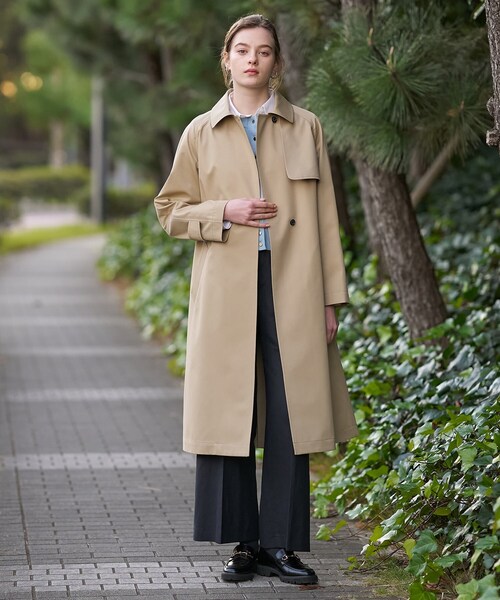 DRESSTERIOR（ドレステリア）の「ライトトレンチコート（トレンチコート・レディース・ベージュ/チャコールグレー・38/36/34）」の11枚目の写真