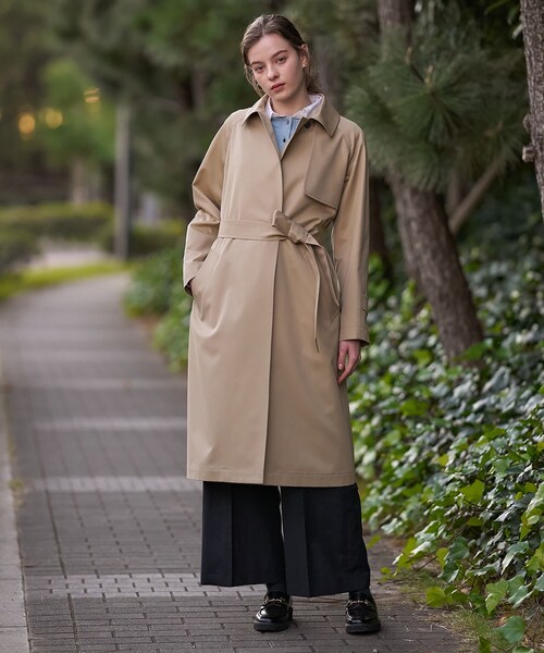 DRESSTERIOR（ドレステリア）の「ライトトレンチコート（トレンチコート・レディース・ベージュ/チャコールグレー・38/36/34）」の13枚目の写真