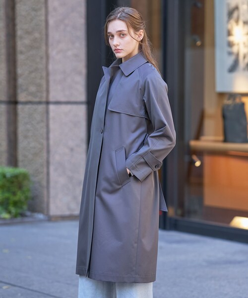 DRESSTERIOR（ドレステリア）の「ライトトレンチコート（トレンチコート・レディース・ベージュ/チャコールグレー・38/36/34）」の20枚目の写真