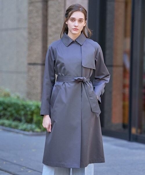 DRESSTERIOR（ドレステリア）の「ライトトレンチコート（トレンチコート・レディース・ベージュ/チャコールグレー・38/36/34）」の22枚目の写真