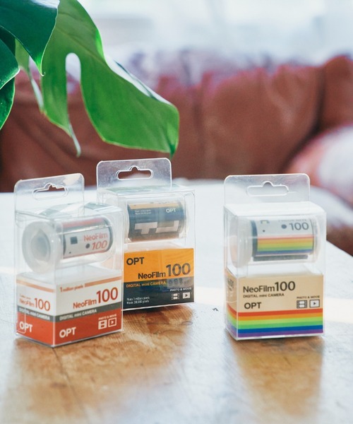 Opt!(オプト)の「〈Opt!/オプト〉OPT100 Neo Film /ネオフィルム フィルム型デジタルカメラ(カメラ/カメラグッズ・レディース・ブラック×イエロー/ホワイト/マルチ・ONE SIZE)」の5枚目の写真