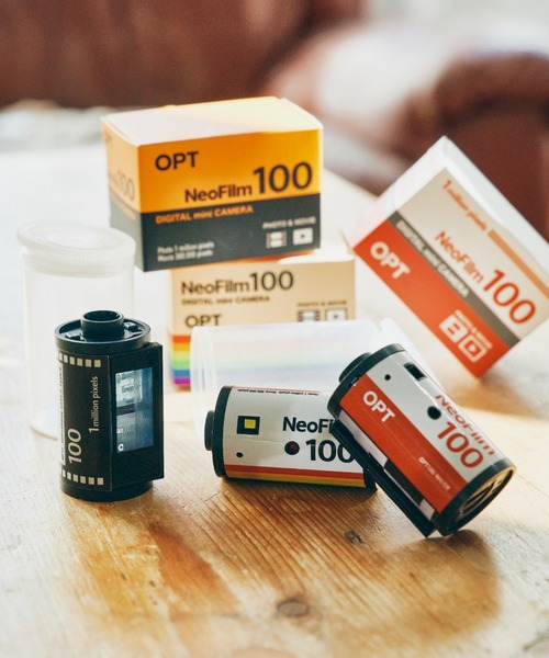 Opt!(オプト)の「〈Opt!/オプト〉OPT100 Neo Film /ネオフィルム フィルム型デジタルカメラ(カメラ/カメラグッズ・レディース・ブラック×イエロー/ホワイト/マルチ・ONE SIZE)」の7枚目の写真