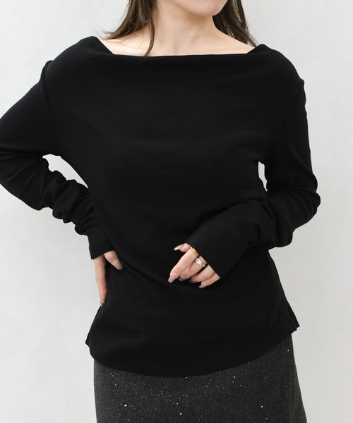 MISCH MASCH(ミッシュマッシュ)の「一部店舗限定 ドレープネック美シルエット長袖トップス(Tシャツ/カットソー・レディース・ブラック/ブラウン/ホワイト・フリ-)」の3枚目の写真
