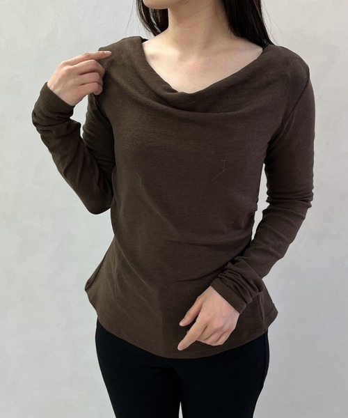 MISCH MASCH(ミッシュマッシュ)の「一部店舗限定 ドレープネック美シルエット長袖トップス(Tシャツ/カットソー・レディース・ブラック/ブラウン/ホワイト・フリ-)」の10枚目の写真