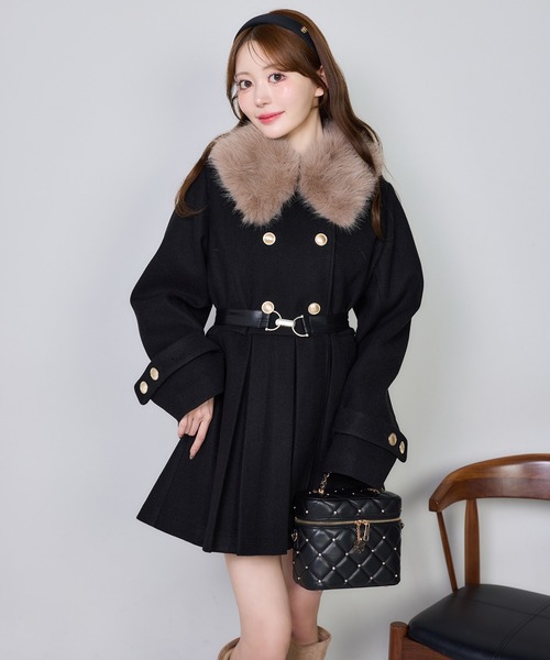 one after another NICE CLAUP（ワンアフターアナザーナイスクラップ）の「フェイクファー襟プリーツミドルコート（その他アウター・レディース・ベージュ/ブラック/アイボリー・FREE）」の5枚目の写真