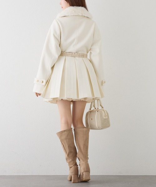 one after another NICE CLAUP（ワンアフターアナザーナイスクラップ）の「フェイクファー襟プリーツミドルコート（その他アウター・レディース・ベージュ/ブラック/アイボリー・FREE）」の18枚目の写真