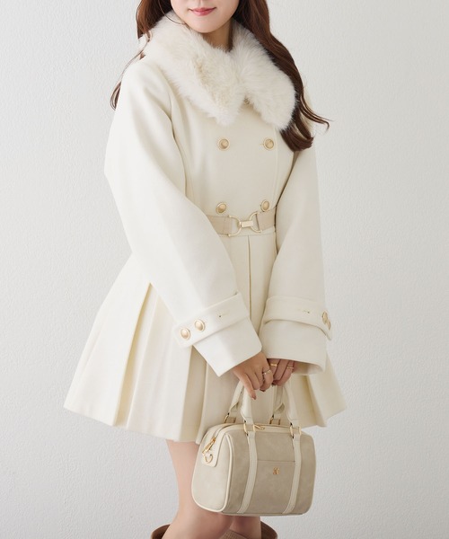 one after another NICE CLAUP（ワンアフターアナザーナイスクラップ）の「フェイクファー襟プリーツミドルコート（その他アウター・レディース・ベージュ/ブラック/アイボリー・FREE）」の21枚目の写真