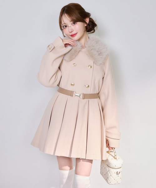 one after another NICE CLAUP（ワンアフターアナザーナイスクラップ）の「フェイクファー襟プリーツミドルコート（その他アウター・レディース・ベージュ/ブラック/アイボリー・FREE）」の11枚目の写真