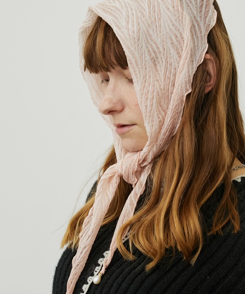 uyu.(ウユ)の「フェイクパール付き メローストール(ストール/ショール・レディース・ライトブルー/アイボリー/ブラック/ピンク/ベージュ・FREE)」の5枚目の写真