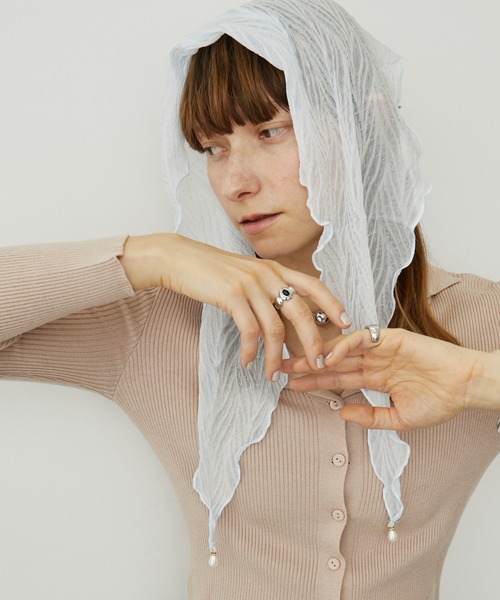 uyu.(ウユ)の「フェイクパール付き メローストール(ストール/ショール・レディース・ライトブルー/アイボリー/ブラック/ピンク/ベージュ・FREE)」の7枚目の写真