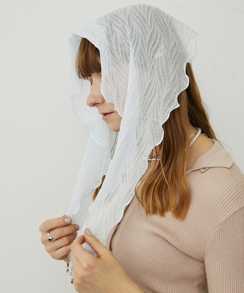 uyu.(ウユ)の「フェイクパール付き メローストール(ストール/ショール・レディース・ライトブルー/アイボリー/ブラック/ピンク/ベージュ・FREE)」の9枚目の写真