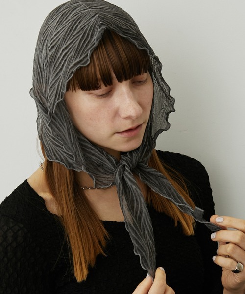 uyu.(ウユ)の「フェイクパール付き メローストール(ストール/ショール・レディース・ライトブルー/アイボリー/ブラック/ピンク/ベージュ・FREE)」の20枚目の写真