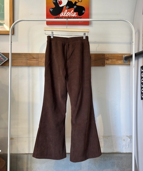 URBAN ISLAND SOCIETY(アーバンアイランドソサエティ)の「【URBAN ISLAND SOCIETY/アーバンアイランドソサエティ】UIS FLARE PANT フレアイージーパンツ(その他パンツ・レディース・モカ/ブラック/ダークブラウン・FREE)」の5枚目の写真