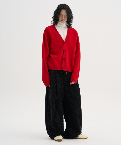 TRIP LE SENS（トリップ ル センス）の「[F/W]コーデュロイワンタックカーブドバンディングパンツ_ブラック（スウェットパンツ・メンズ・ブラック・M/L）」の3枚目の写真