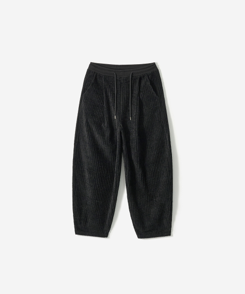 TRIP LE SENS（トリップ ル センス）の「[F/W]コーデュロイワンタックカーブドバンディングパンツ_ブラック（スウェットパンツ・メンズ・ブラック・M/L）」の6枚目の写真