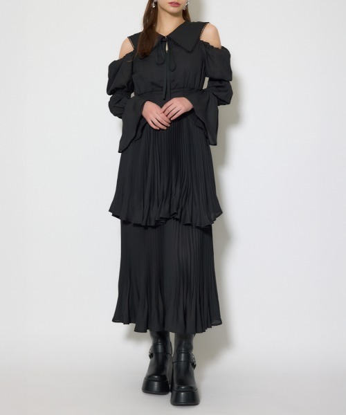 セール】ビッグカラープリーツフレアワンピース 春服（ワンピース