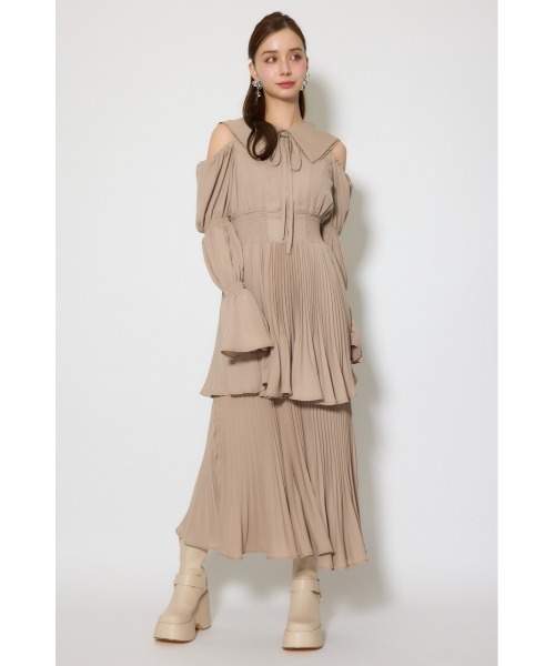 rienda(リエンダ)の「ビッグカラープリーツフレアワンピース 春服(ワンピース・レディース・ブラック/ライトピンク/ベージュ・FREE)」の13枚目の写真