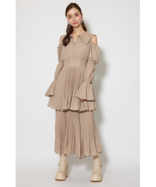 rienda(リエンダ)の「ビッグカラープリーツフレアワンピース 春服(ワンピース・レディース・ブラック/ライトピンク/ベージュ・FREE)」の16枚目の写真
