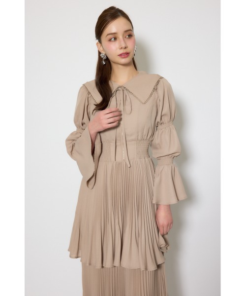 rienda(リエンダ)の「ビッグカラープリーツフレアワンピース 春服(ワンピース・レディース・ブラック/ライトピンク/ベージュ・FREE)」の18枚目の写真