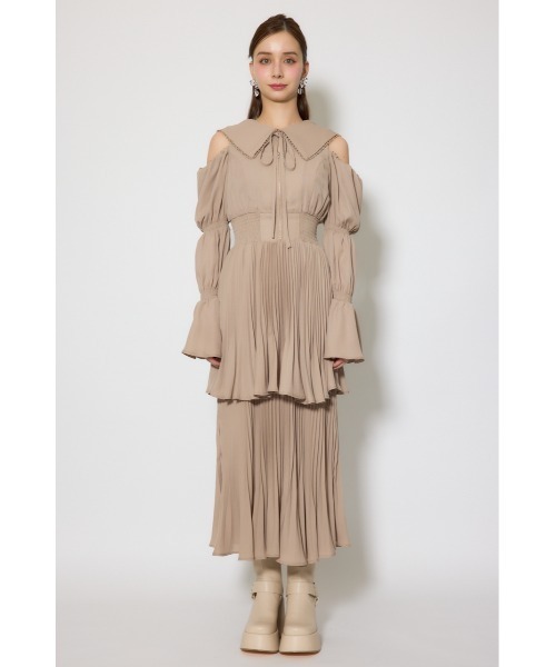 rienda(リエンダ)の「ビッグカラープリーツフレアワンピース 春服(ワンピース・レディース・ブラック/ライトピンク/ベージュ・FREE)」の21枚目の写真