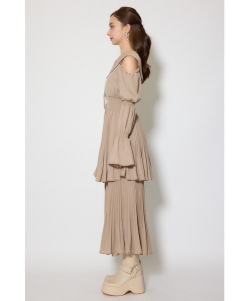 rienda(リエンダ)の「ビッグカラープリーツフレアワンピース 春服(ワンピース・レディース・ブラック/ライトピンク/ベージュ・FREE)」の22枚目の写真