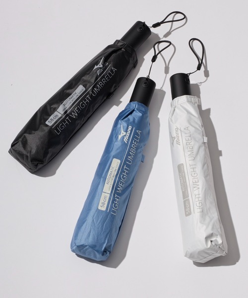 MIZUNO(ミズノ )の「【WEB限定】遮光100% 遮熱 晴雨兼用 折りたたみ日傘 自動開閉 軽量 ロゴ(折りたたみ傘・レディース・ホワイト/ブラック/ブルー・FREE)」の5枚目の写真