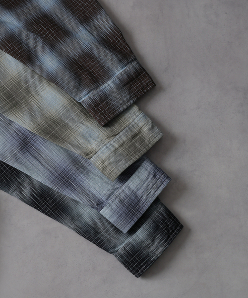 JOURNAL STANDARD J.S HOMESTEAD(ジャーナルスタンダードホームステッド)の「J.S.Homestead / インディゴ チェック ミリタリー シャツ(シャツ/ブラウス・メンズ・ブラウン系その他/ブラック/コバルトブルー/ベージュ・LARGE/MEDIUM)」の7枚目の写真