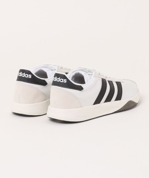 adidas(アディダス)の「【adidas】RUN 76/26 U(スニーカー・レディース・ホワイト×ブラック・23.0cm/23.5cm/24.0cm/24.5cm/25.0cm)」の2枚目の写真