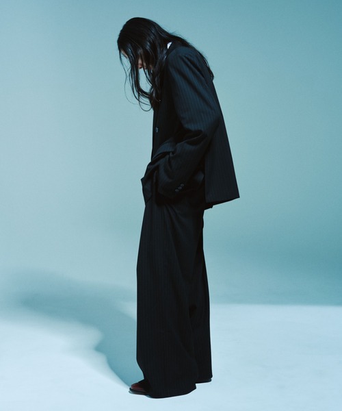 CAMPHOR WOOD(カンファーウッド)の「DOUBLE BREASTED STRIPE TAILORED JACKET / ダブルブレストストライプテーラードジャケット【セットアップ可能】(テーラードジャケット・メンズ・グレー/ブラック・SMALL/MEDIUM/LARGE)」の6枚目の写真