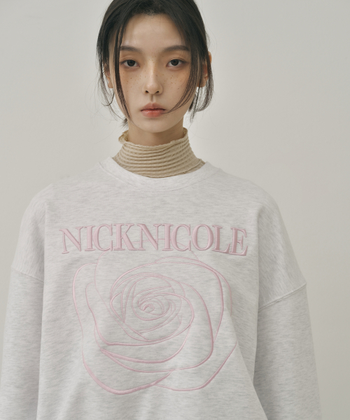NICK&NICOLE(ニックアンドニコール)の「VOLUME NICOLE ROSE SWEATSHIRT_MELANGE LIGHT PINK(スウェット・レディース・その他・FREE)」の5枚目の写真