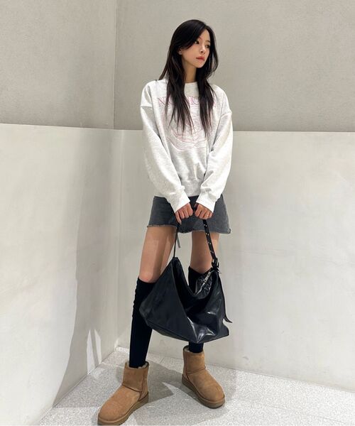NICK&NICOLE(ニックアンドニコール)の「VOLUME NICOLE ROSE SWEATSHIRT_MELANGE LIGHT PINK(スウェット・レディース・その他・FREE)」の2枚目の写真