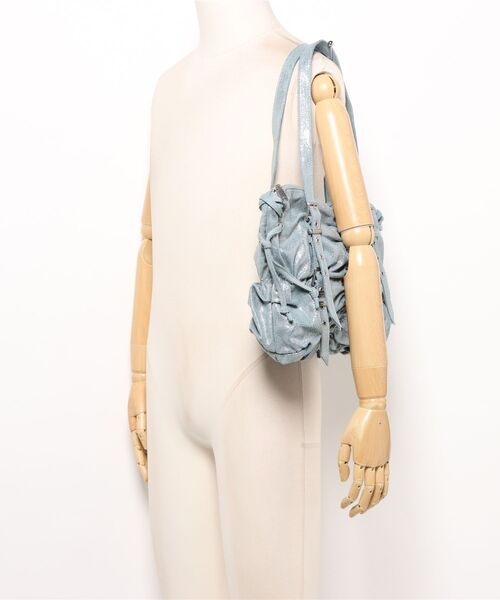 Desigual（デシグアル）の「ギャザーリボンディテール デニム中型バッグ（ショルダーバッグ・レディース・ブルー・FREE）」の8枚目の写真