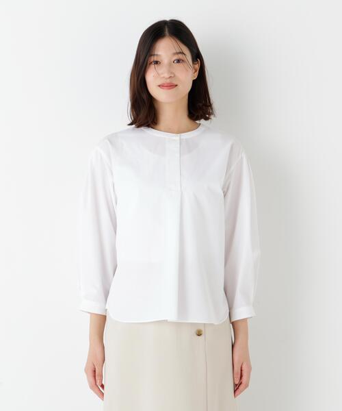 human woman（ヒューマンウーマン）の「◆【ウォッシャブル】綿ポリエステル先染ノーカラーブラウス（シャツ/ブラウス・レディース・ホワイト/ブルー系その他3・MEDIUM）」の6枚目の写真