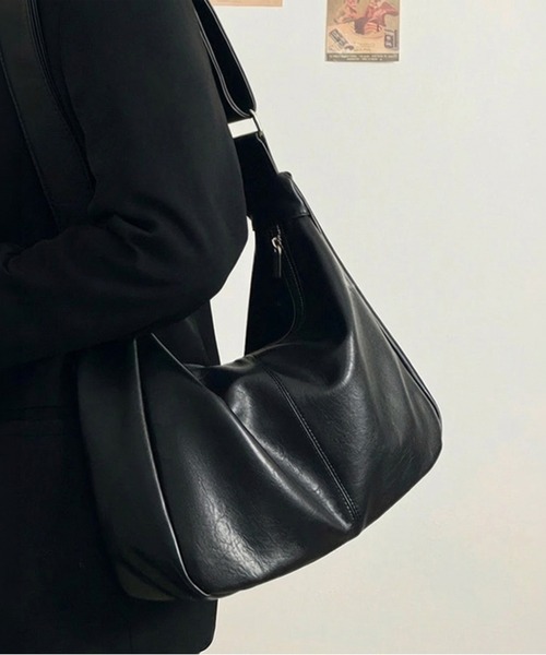 HEILIS(ヘイリス)の「《Chel select》ショルダーバッグクロスバッグ / ショルダーバッグ ボディバッグ A4 ペットボトル収納 ワンハンドル 通勤 通学 オフィスカジュアル 韓国 ノームコア シンプル ブラウン ブラック 茶 黒 無地 合皮 フェイクレザー(ショルダーバッグ・レディース・ブラウン/ブラック・FREE)」の21枚目の写真