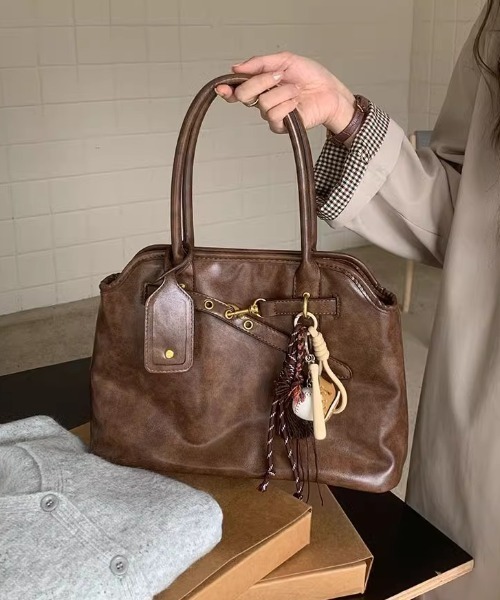 LAC-VERT(ラック・ヴェール)の「ヴィンテージ風ビッグトートバッグ(トートバッグ・レディース・ブラック/ブラウン・FREE)」の9枚目の写真