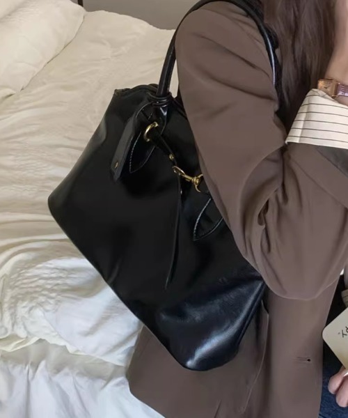 LAC-VERT(ラック・ヴェール)の「ヴィンテージ風ビッグトートバッグ(トートバッグ・レディース・ブラック/ブラウン・FREE)」の4枚目の写真