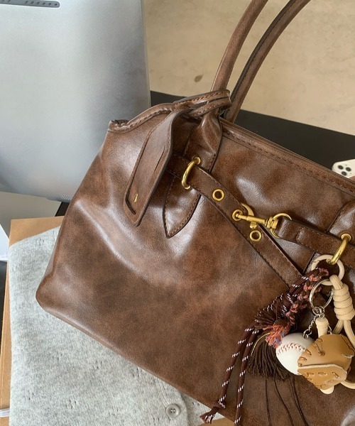 LAC-VERT(ラック・ヴェール)の「ヴィンテージ風ビッグトートバッグ(トートバッグ・レディース・ブラック/ブラウン・FREE)」の14枚目の写真