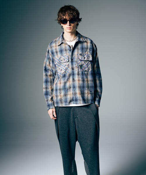 glamb(グラム)の「Grunge Stain Check Shirt / グランジステインチェックシャツ(シャツ/ブラウス・メンズ・レッド/ブルー・S/M/L)」の6枚目の写真