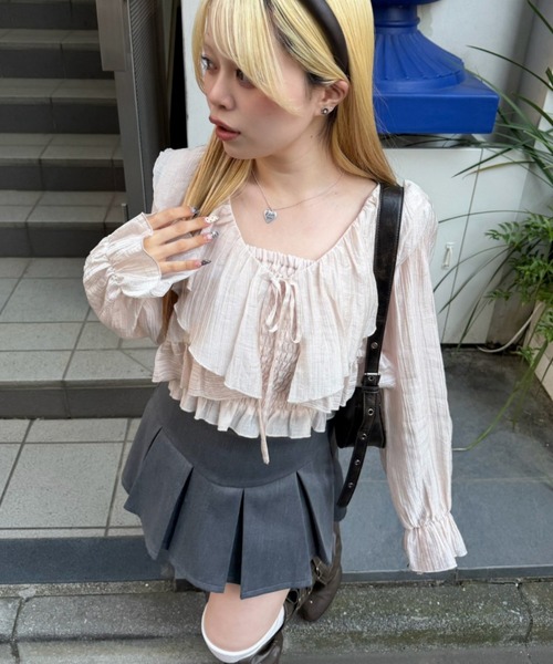 continuer de NICE CLAUP(コンティニューデナイスクラップ)の「ラッフルブラウス&シャーリングキャミ(シャツ/ブラウス・レディース・ピンク/ブラック/ブルー系その他/アイボリー/イエロー/ドット・FREE)」の16枚目の写真