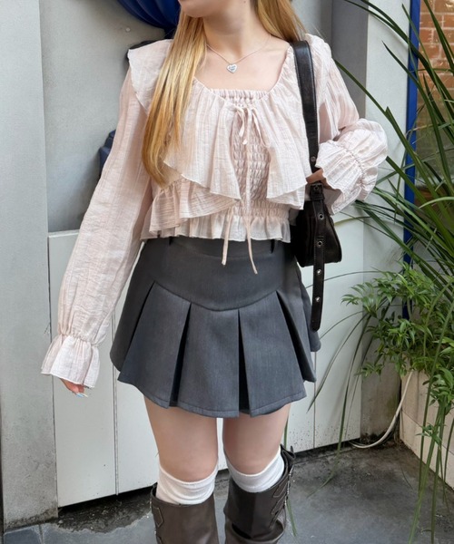 continuer de NICE CLAUP(コンティニューデナイスクラップ)の「ラッフルブラウス&シャーリングキャミ(シャツ/ブラウス・レディース・ピンク/ブラック/ブルー系その他/アイボリー/イエロー/ドット・FREE)」の22枚目の写真