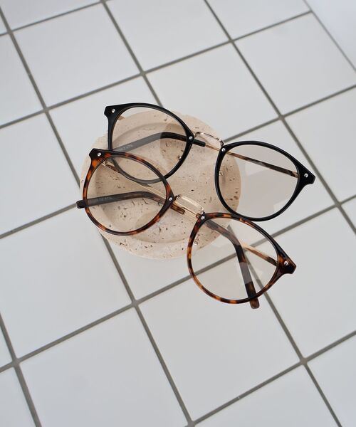 le.coeur blanc（ルクールブラン）の「メタルパーツ調光サングラス（サングラス・レディース・ブラック/ブラウン・FREE）」の6枚目の写真