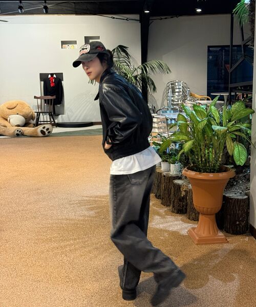 P.IN.O(ピインオ)の「カーブドブラシデニム - ブラック(デニムパンツ・メンズ・その他・SMALL/MEDIUM/LARGE/X-LARGE)」の5枚目の写真