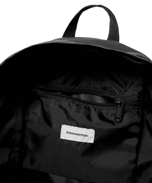 thisisneverthat(ディスイズネバーザット)の「Active Light Backpack(バックパック/リュック・メンズ・ブラック/カモフラージュ・FREE)」の6枚目の写真