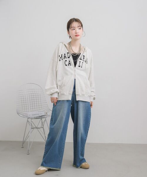 RETRO GIRL（レトロガール）の「フロントロゴパッチパーカー（パーカー・レディース・ホワイト系その他/ブルー・FREE）」の5枚目の写真