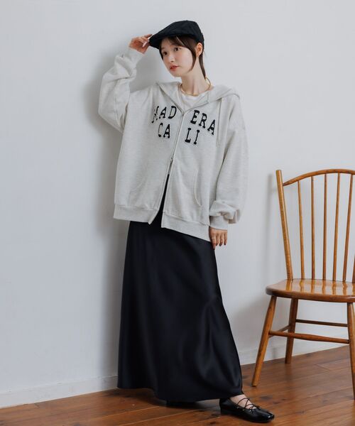 RETRO GIRL（レトロガール）の「フロントロゴパッチパーカー（パーカー・レディース・ホワイト系その他/ブルー・FREE）」の18枚目の写真