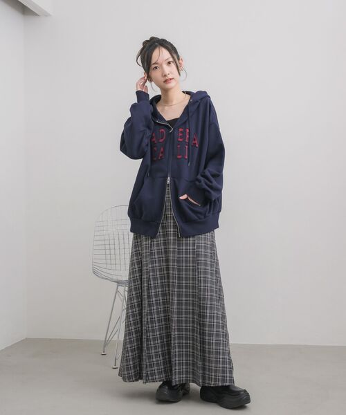 RETRO GIRL（レトロガール）の「フロントロゴパッチパーカー（パーカー・レディース・ホワイト系その他/ブルー・FREE）」の21枚目の写真