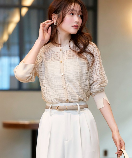 RUIRUE BOUTIQUE(ルイルエブティック)の「洗える/ストレッチ | シアー ラメ チェック パフ カーデ | カーディガン・ニットカーディガン・トップス・ニットトップス・サマーニット・シアートップス(カーディガン/ボレロ・レディース・ベージュ/ブラック・L/M)」の6枚目の写真